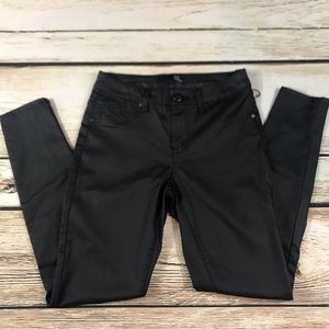 1822 denim size 4 black polished straight skinny